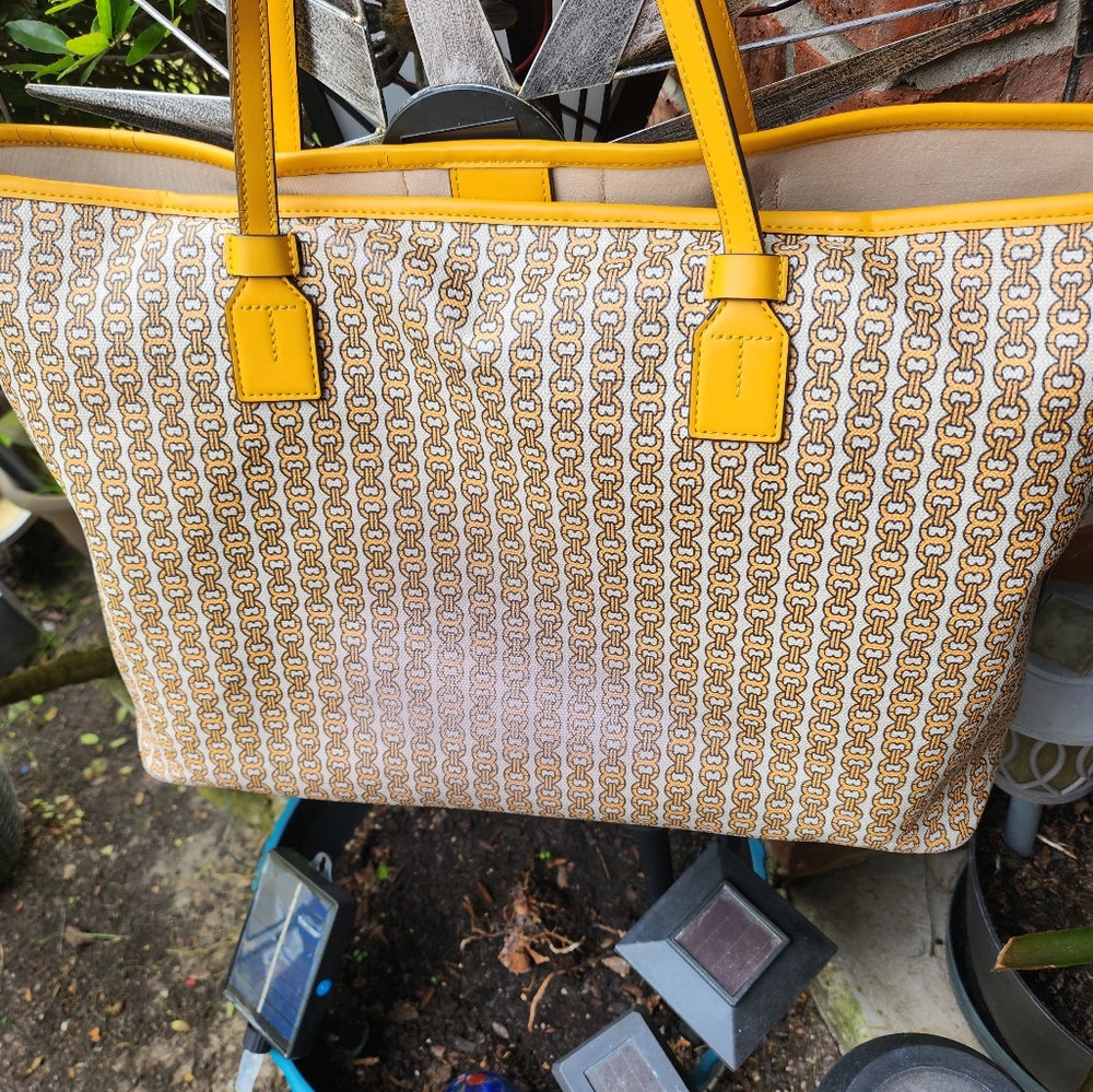 LARGE TOTE BY TORY BURCH - Picture 4 of 5